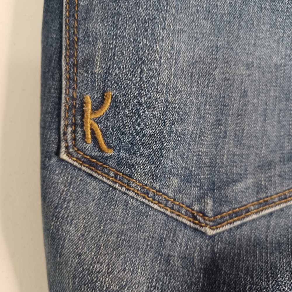 Women's KUT from the Kloth Carrie Boyfriend Medium Wash Jeans in a Size 6 - Picture 9 of 13